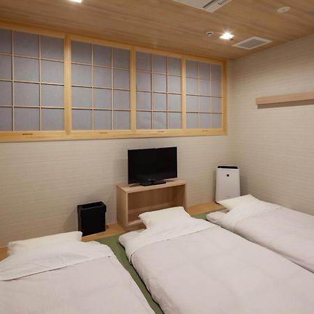 Y'S Cabin&Hotel Naha Kokusai Street מראה חיצוני תמונה
