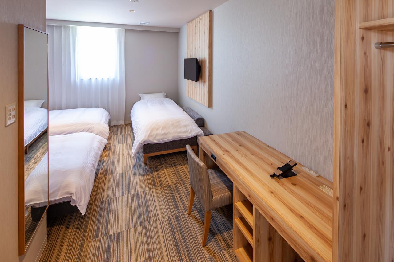 Y'S Cabin&Hotel Naha Kokusai Street מראה חיצוני תמונה